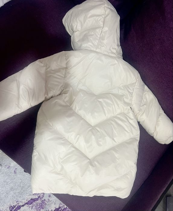 Пуховик Zara 116 розмір