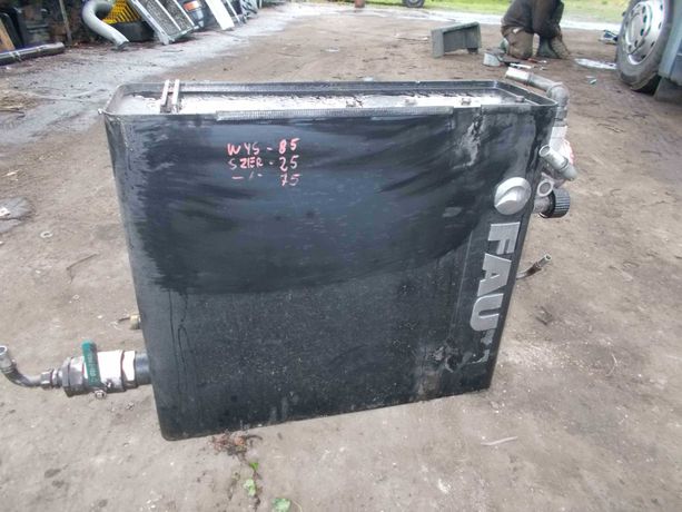 Zbiornik na olej hydrauliczny ok 150L filtr zawór spustowy