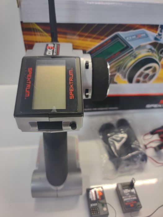 Spektrum Rádio Novo com Receptores Spektrum DX3s com Telemetria