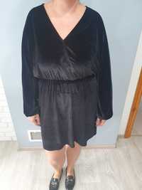 Sukienka RESERVED r. 44 welurowa czarna
