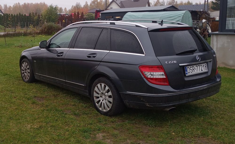 Mercedes C220 W204 kombi elegance AUTOMAT 2.2 CDI