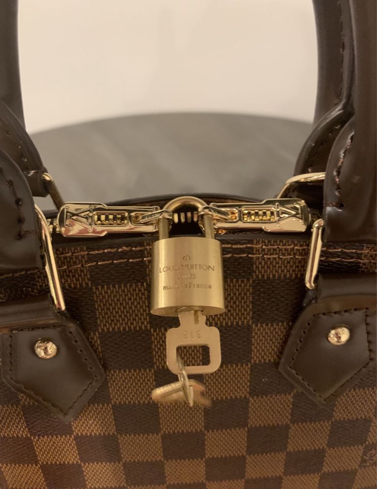 Torebka louis vuitton alma bb