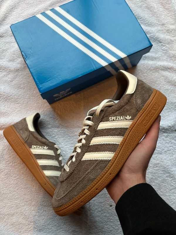 ButyDamskie Adidas Handball_Spezial_brązowy Rozmiar.38