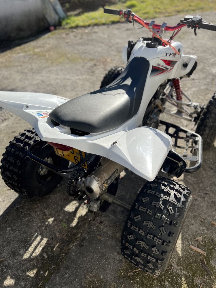 Yamaha raptor yfm 350cc 2011