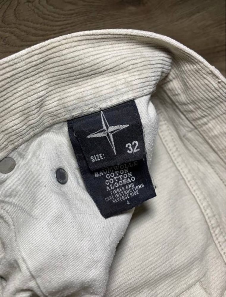 Вильветовые джинсы stone island