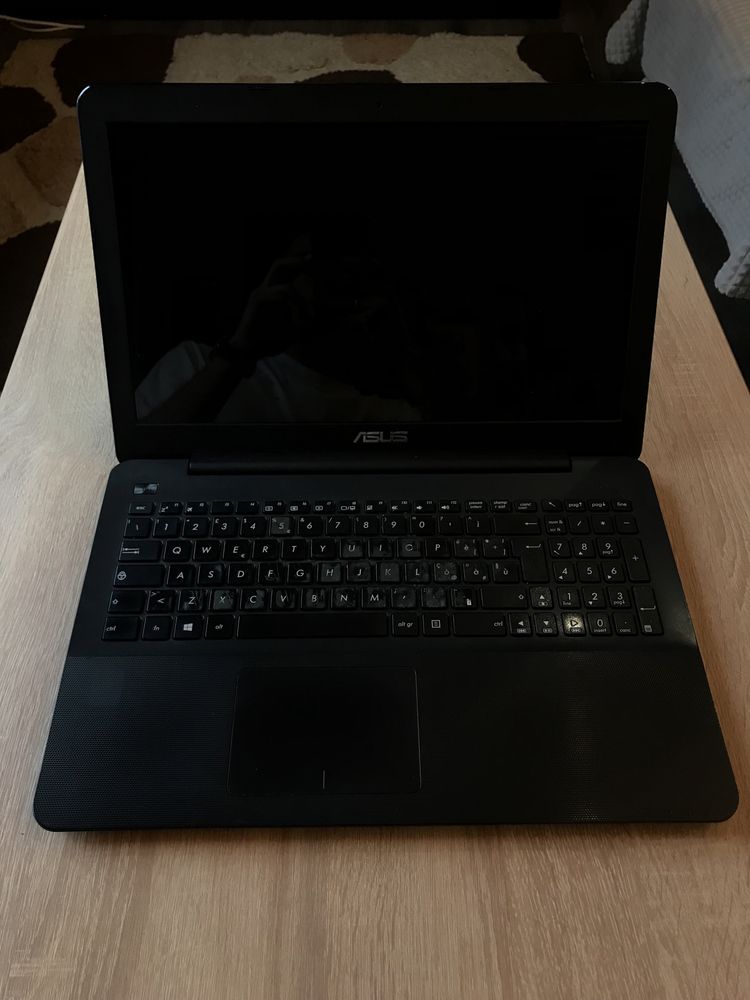 ноутбук Asus F554L/i3-4005/4 GB Ram