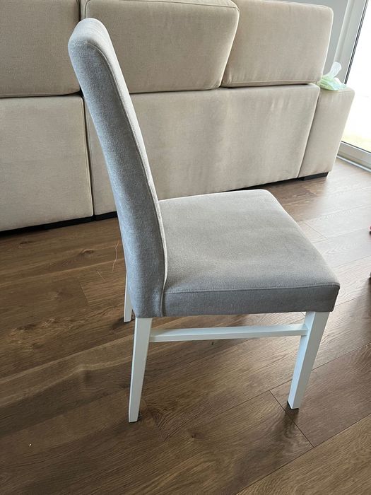 Conjunto Mesa e Cadeiras