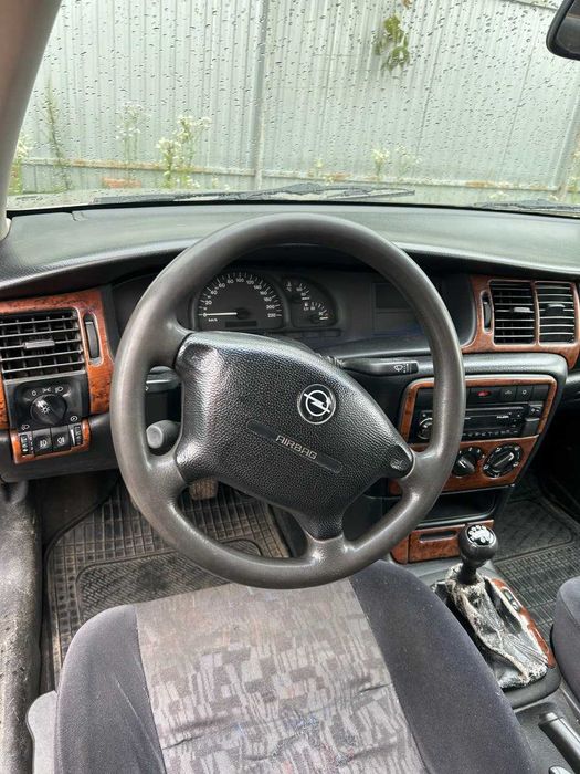Opel Vectra B 1999 1,6 бензин
