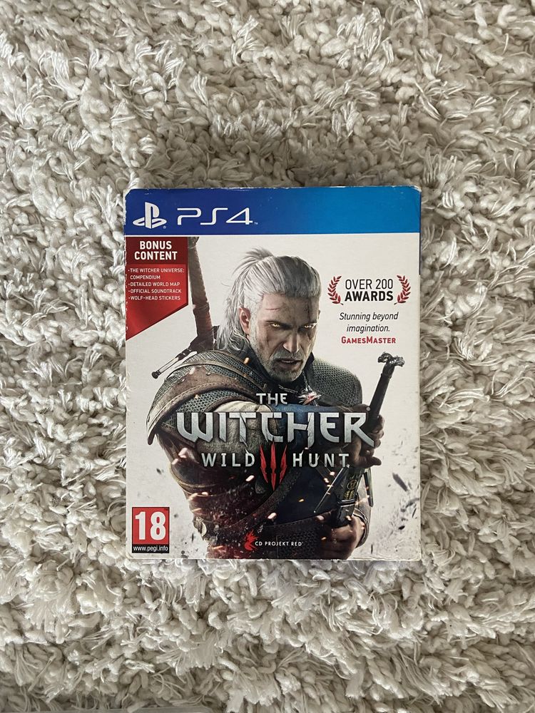 PS4 Witcher 3 : wild hunt