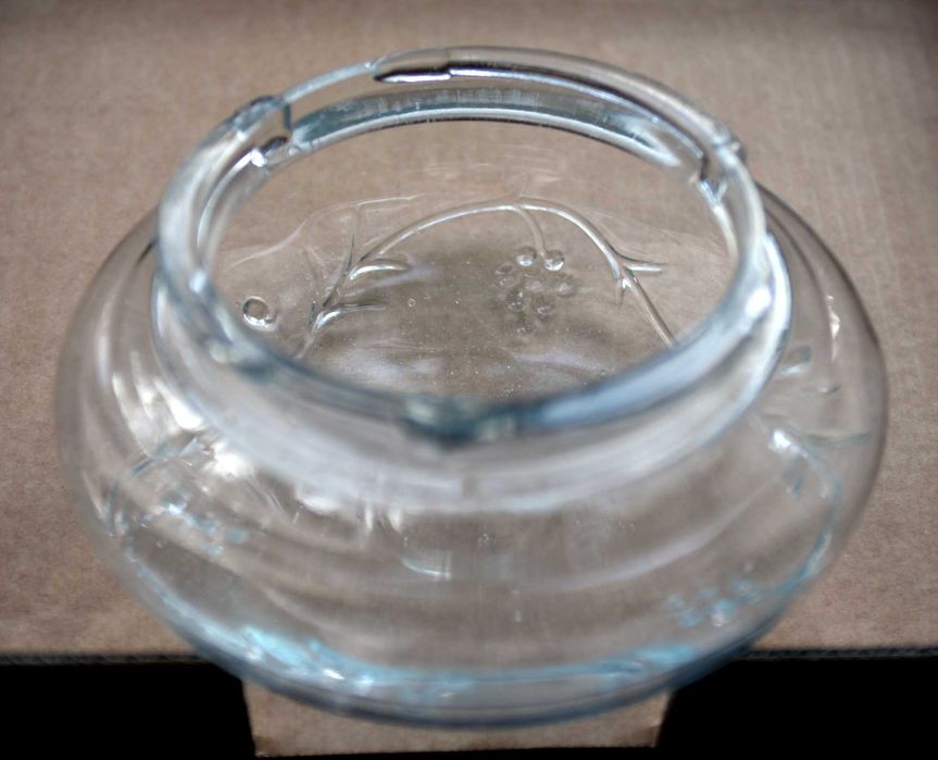 Globo de vidro transparente