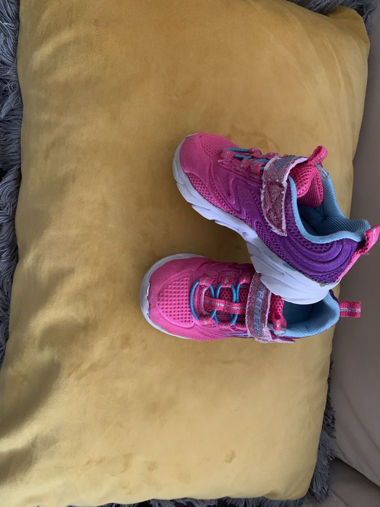 Sapatilha skechers, tam. 21