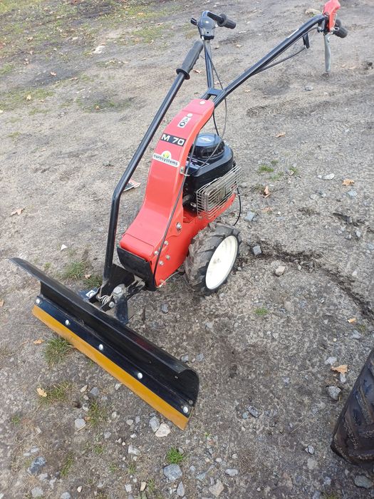 Plug traktorek M70