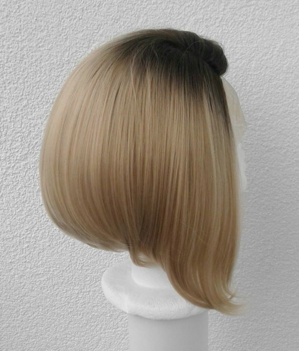 Blond peruka lace front jasna brązowa z odrostem bob wig cosplay