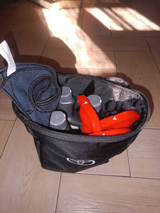 Toyota Corolla | Oryginalne Dywaniki | Kosmetyki | Zestaw powitalny