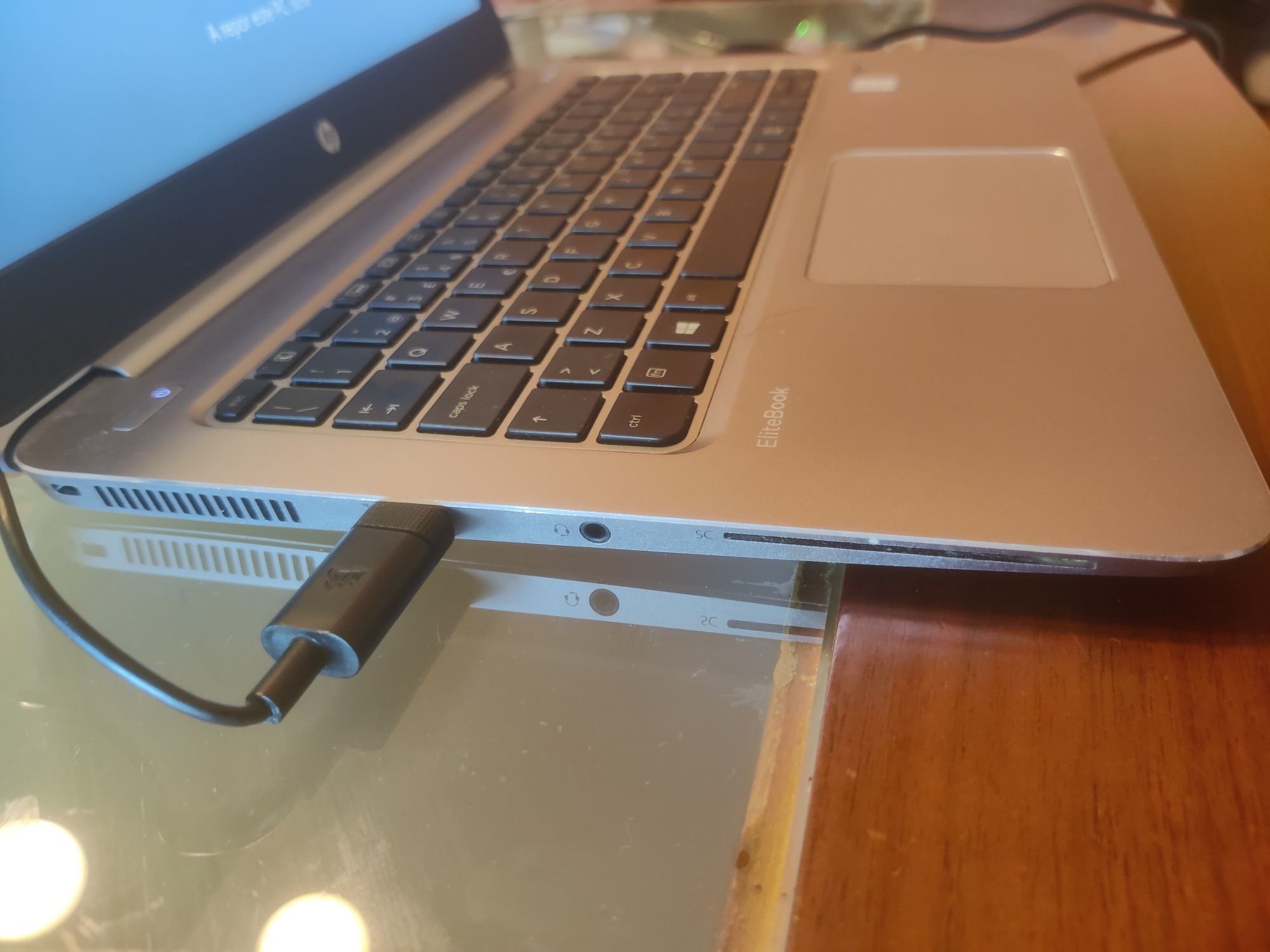 HP Elitebook Folio 1040 G3 i7