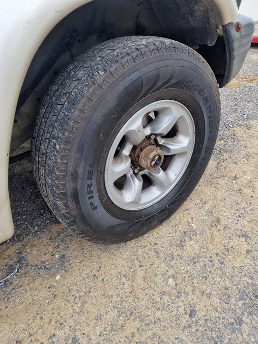 Alufelgi z oponami do samochodu MITSUBISHI PAJERO