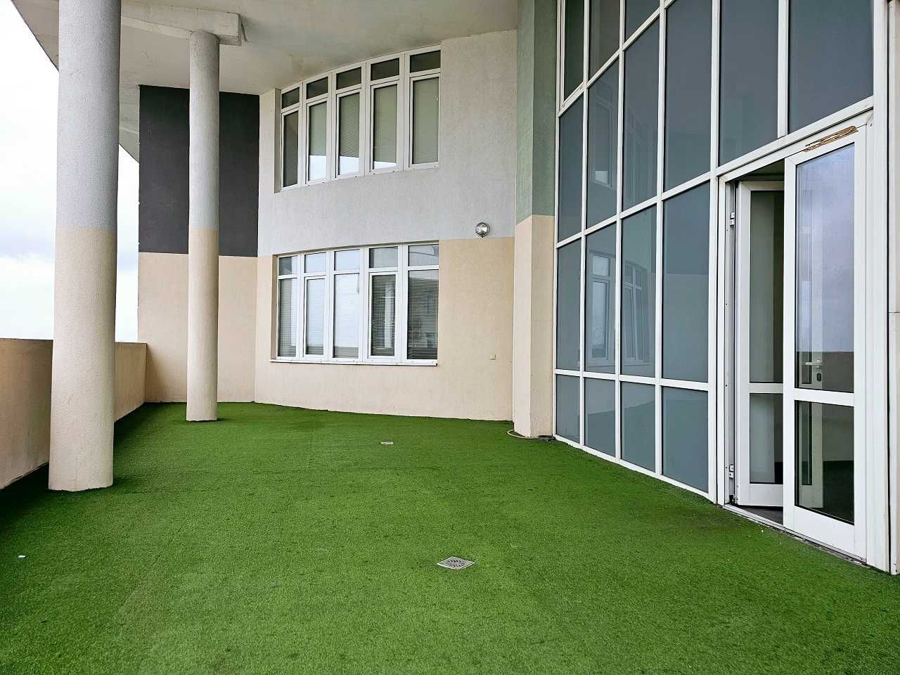 Оренда, Офіс закритого типу 292м²,вул.Раїси Окіпної 10а,м. Лівобережна