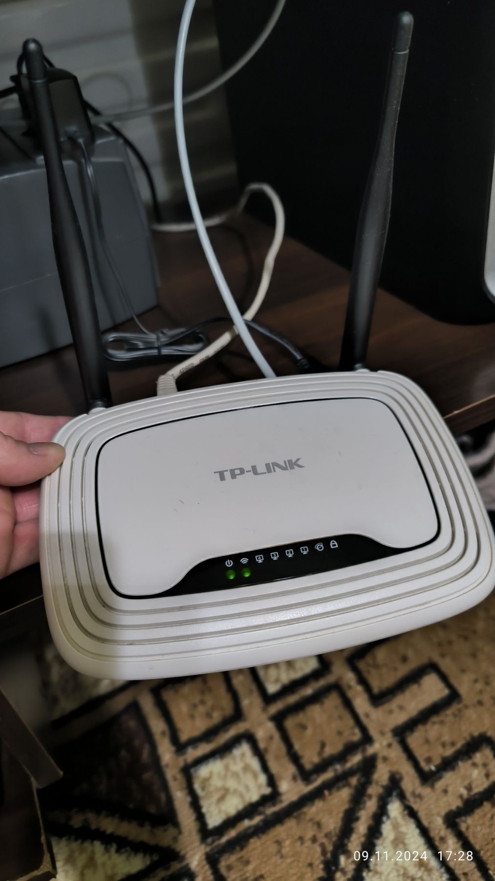 Маршрутизатор TP-Link TL-WR841N