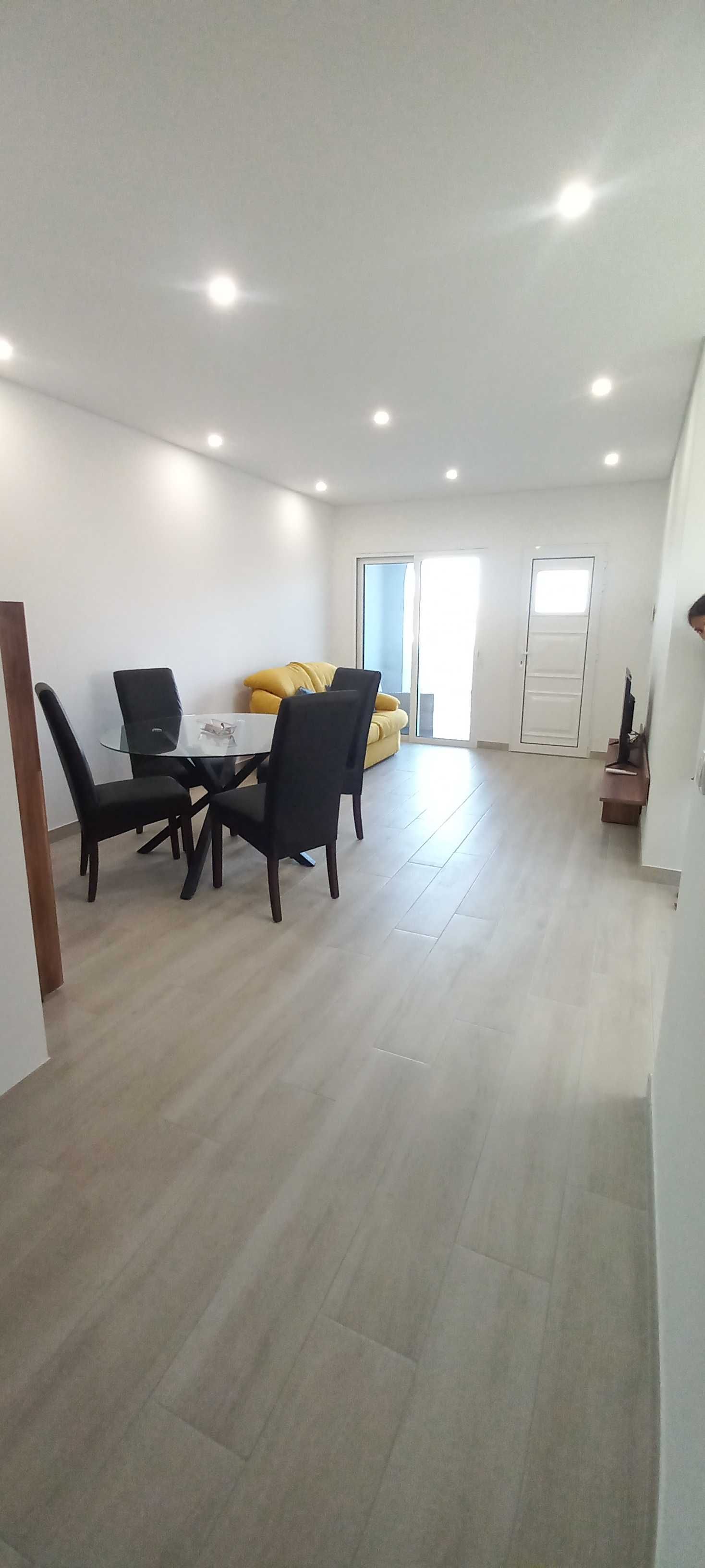 Arrenda-se Apartamentos / Apartment for Rent  T2 em Almancil