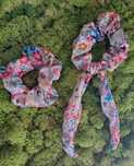 Scrunchie frotka do włosów Kwiaty Vintage handmade