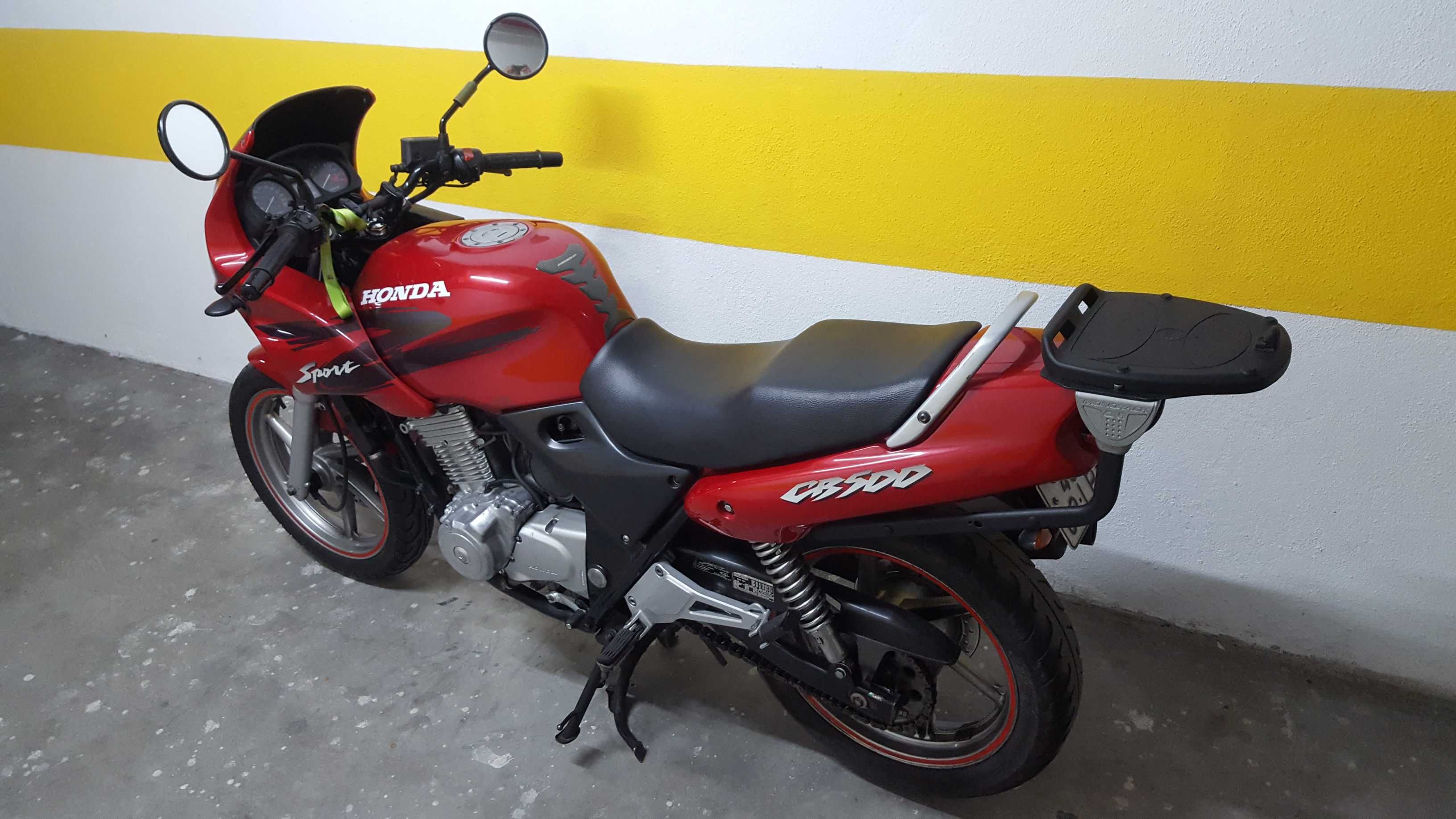 Honda CB500 Sport