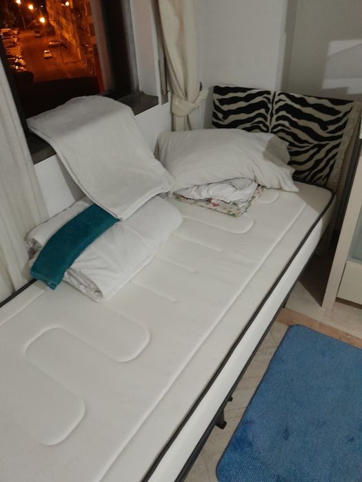 Excelente Espaço Com Vagas  Odivelas Metro Lisboa