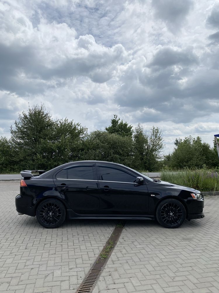 Mitsubishi Lancer X 2.0 газ/бенз