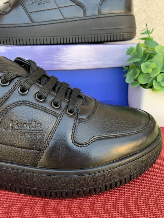 Кросівки чоловічі чорні р40.41.42.43.44.45