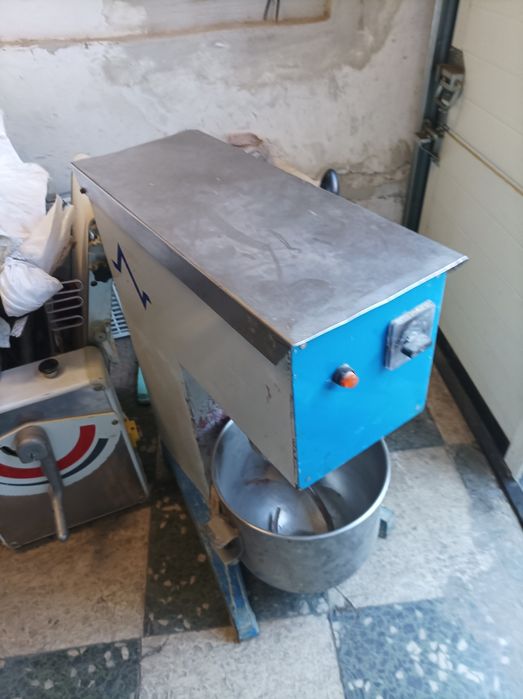 Amassadeira, batedeira de padaria