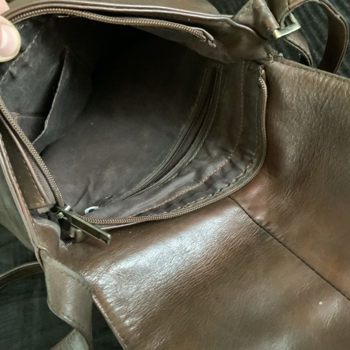 Шкіряна чоловіча сумка через плече. Виготовлена в Англіі