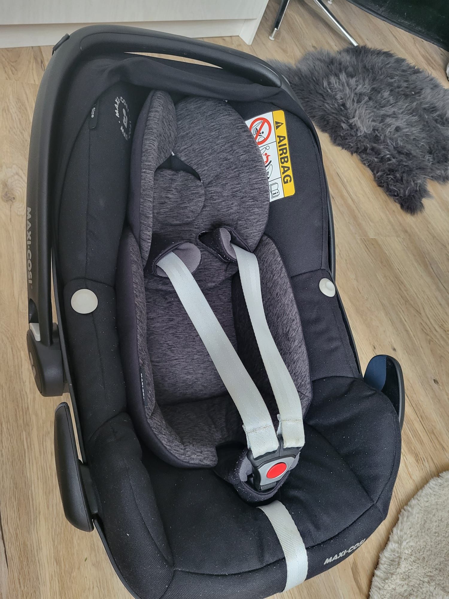 Fotelik samochodowy łupina Maxi Cosi Pebble Pro I-Size 0-13kg