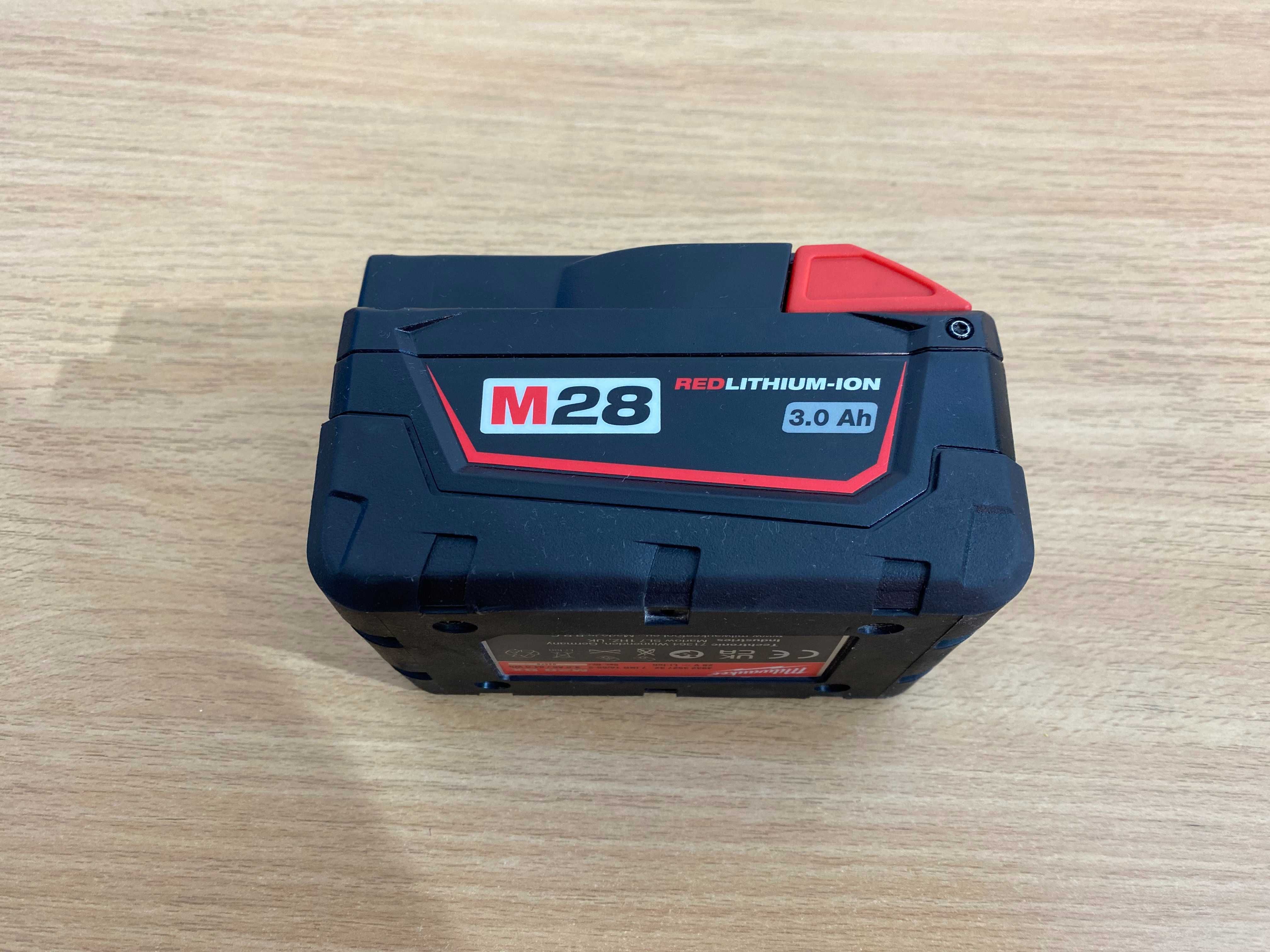 Bateria Milwaukee M28 BX 3.0 Ah, 28V jak nowa