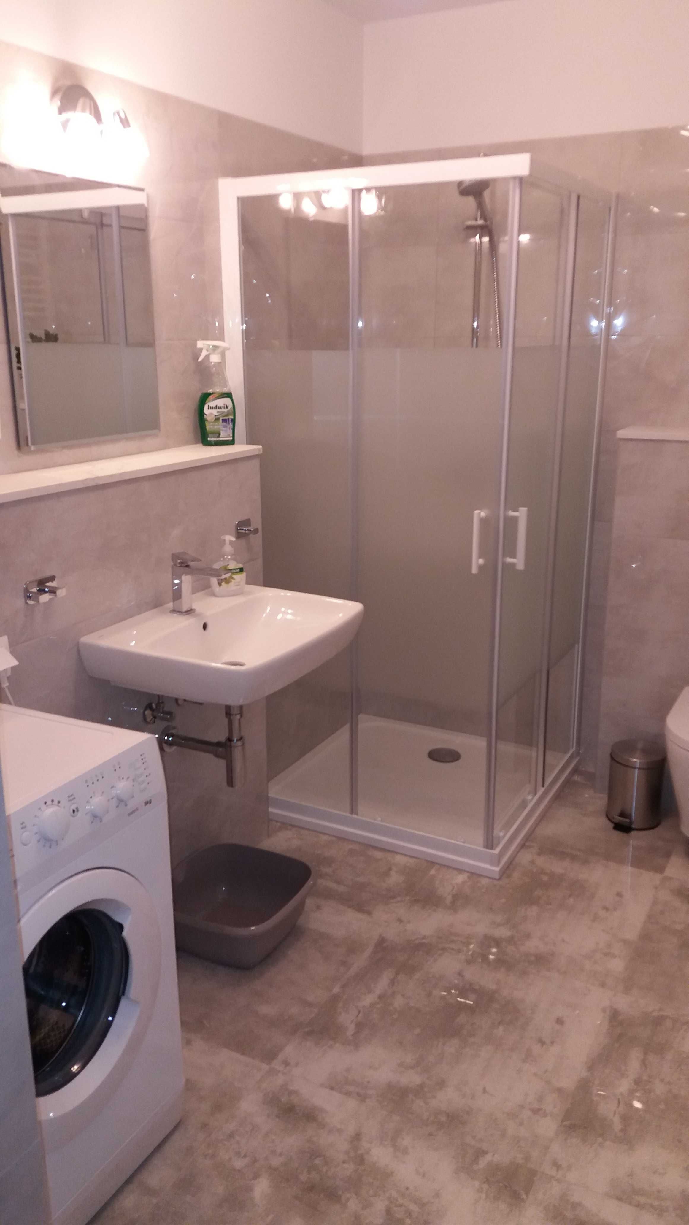 Pokoje   w nowym apartamentowcu w centrum - Piłsudskiego 98