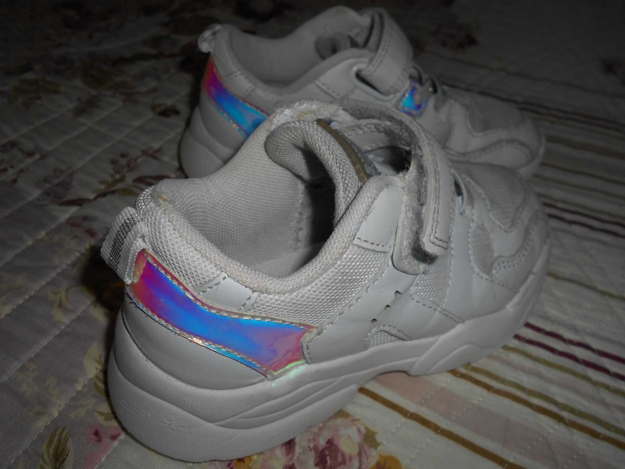 Tenis/ Sapatilhas Zippy 26, ultra leves, brancos