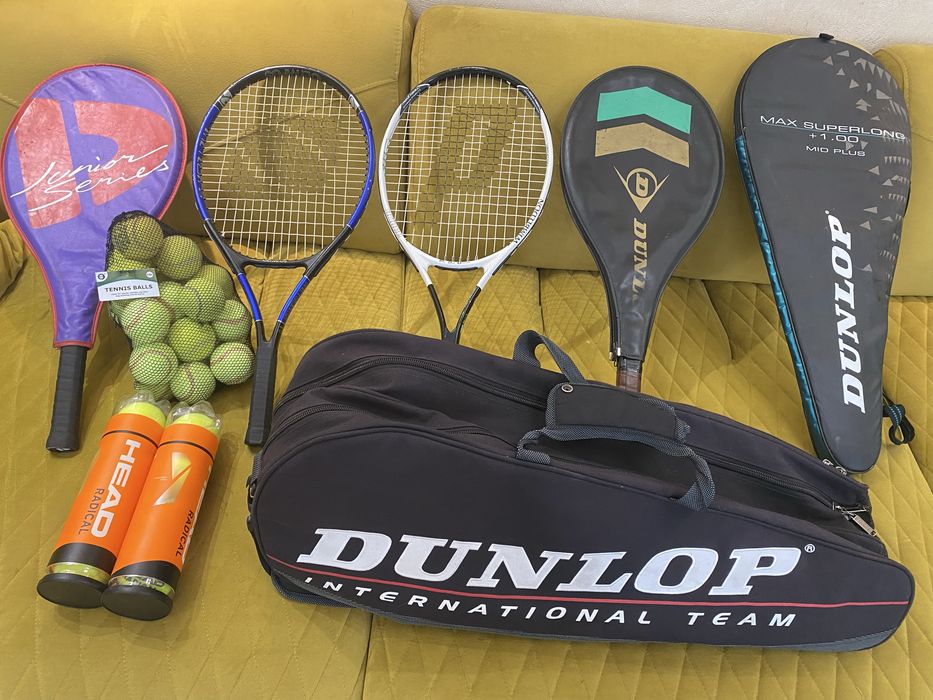 Большой теннис-ракетки, чехлы, мячики, сумка “Dunlop”.