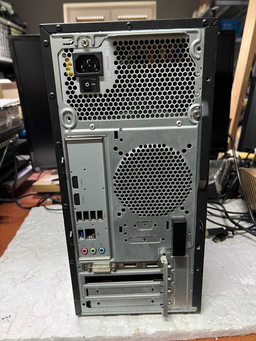 Komputer stacjonarny  Acer TC-780 i3-7gen / 8GB / SSD+HDD / GTX  Win11