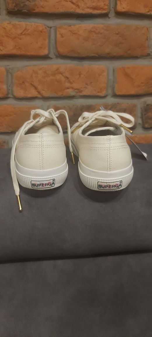 Tenisowki superga