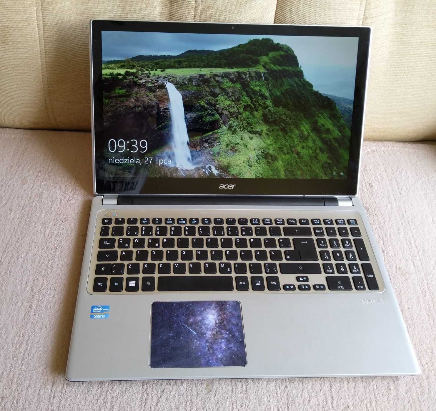 Acer V5-571P 15,6" DOTYK, i3/ SSD256GB/ 6GB RAM/ Intel HD Graphics