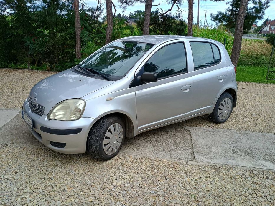 Toyota Yaris 1.0 1.3 Wspomaganie Klimatyzacja
