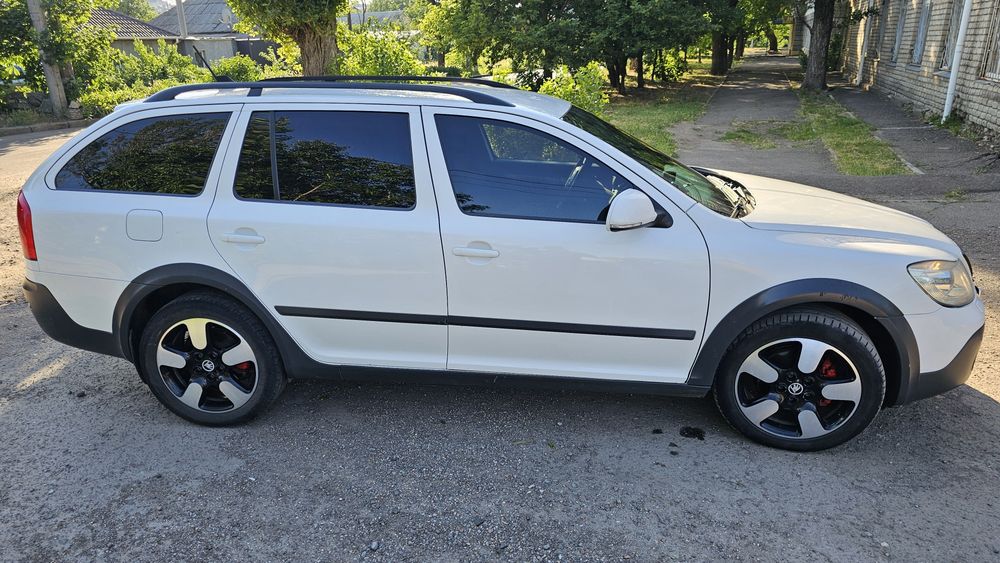 Продам Skoda skaut