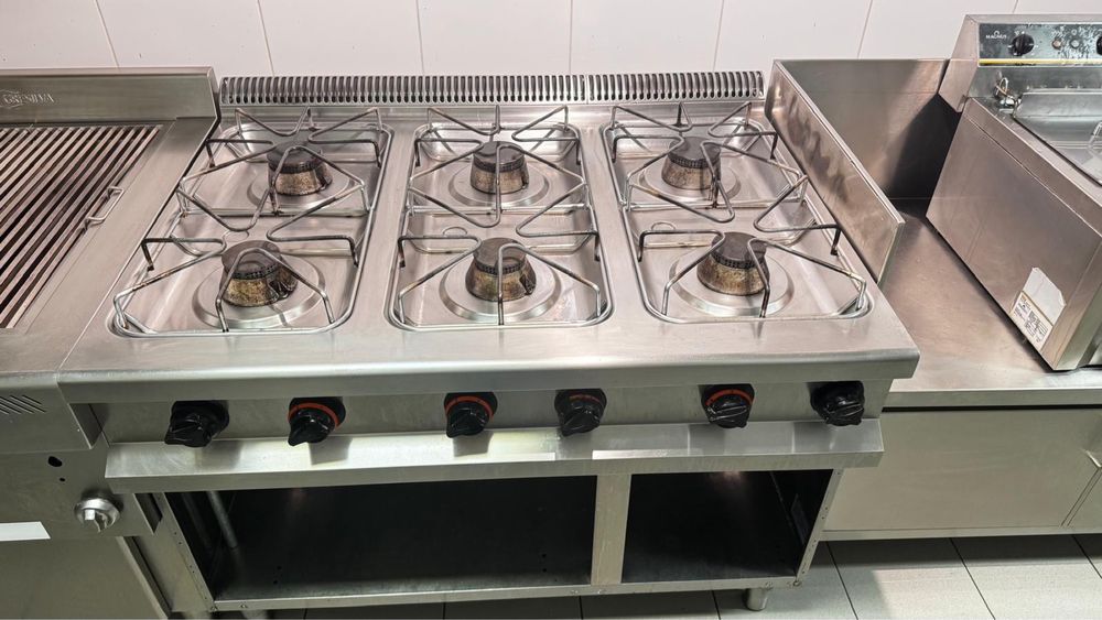 Fogão a gás c/ móvel, 6 queimadores sem forno