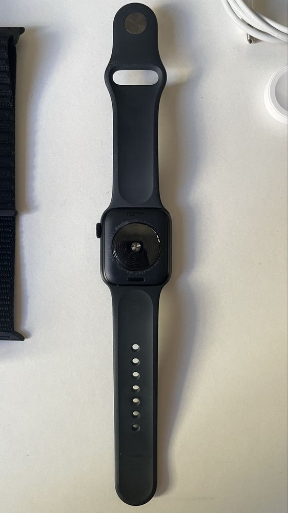 Apple Watch SE 2 (2ª geração) – 40 mm, GPS + Cellular, Cor Preto