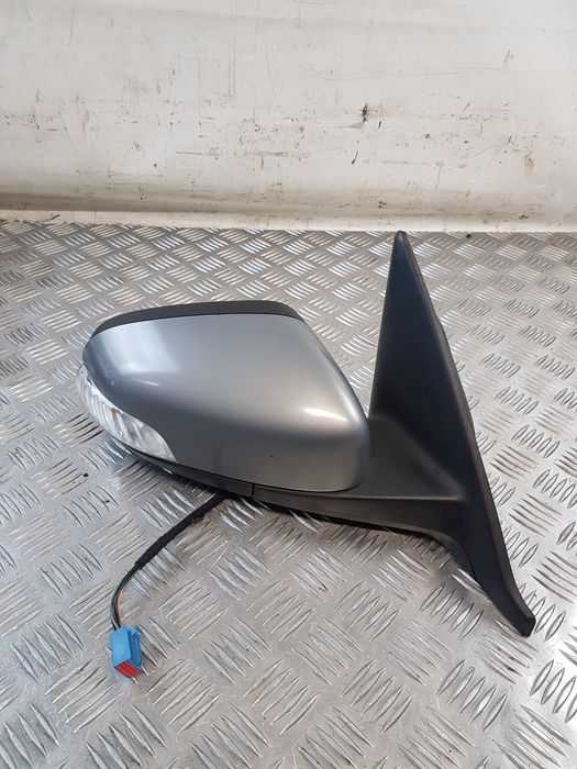 Lusterko Prawe 8 Pin Volvo V50 I 06R- K: 462-46 Europa