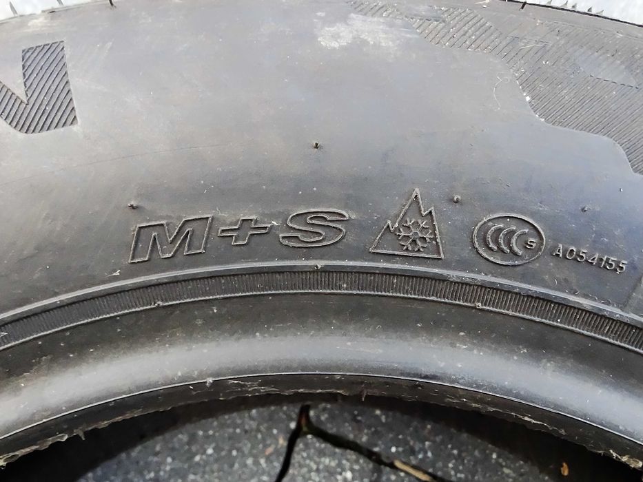 2 opony Nexen N'Blue 4Season 185/65R14 86T całoroczne opony