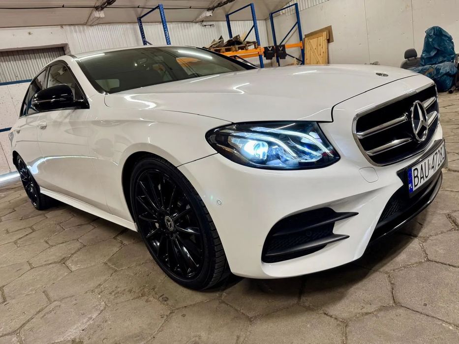 Mercedes-Benz Klasa E 350D /// AMG Line /// 286KM /// KOZAK !!!