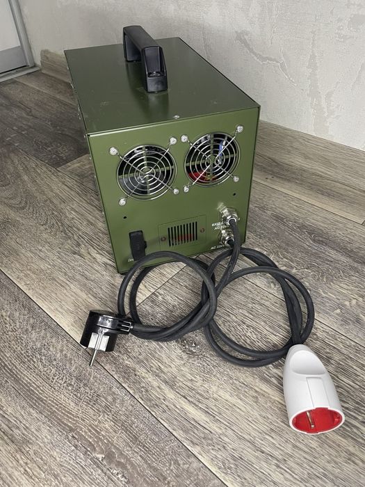 Великий павербанк powerbank дбж 1 кВт/год