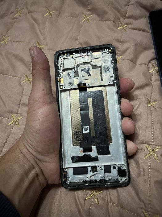 Poco X6 Pro 5G дисплей