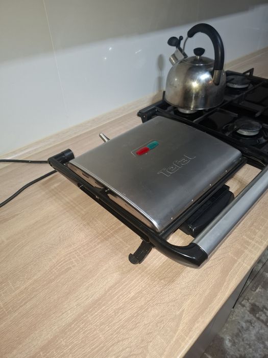 Гриль, новий, використаний пару раз