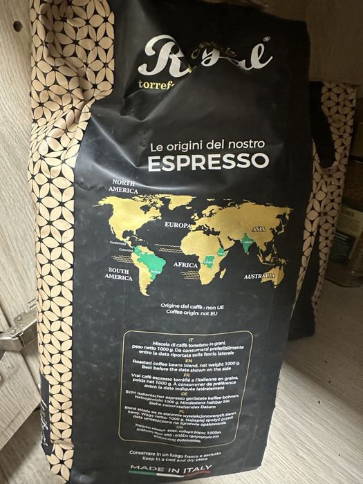 Sprzedam R.C.Creme kawę 10x1kg ziarnista