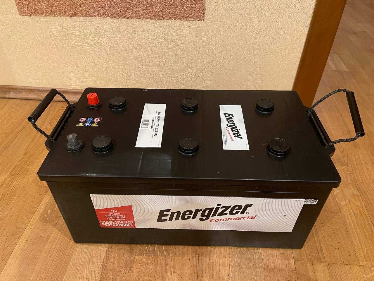 Акумулятор Energizer 200Ah 12v L Commercial 700 038 105